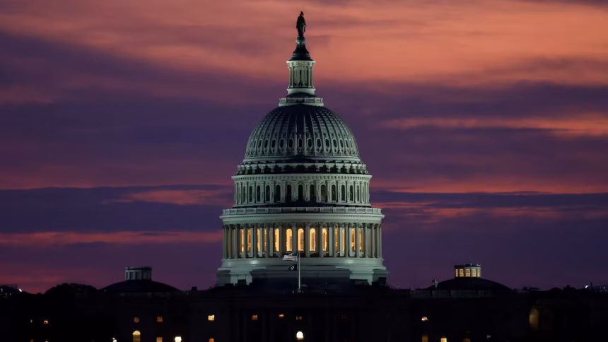 Bitcoin and Ethereum price charts showing stabilization amid U.S. government shutdown